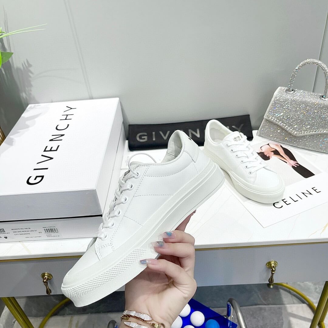 GVC Sneakers
