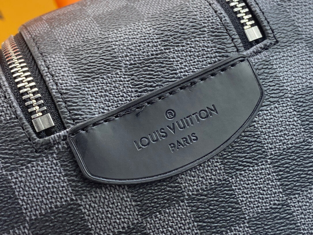 LOUIV Toiletry Pouch