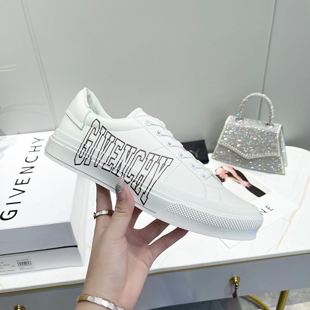 GVC Sneakers