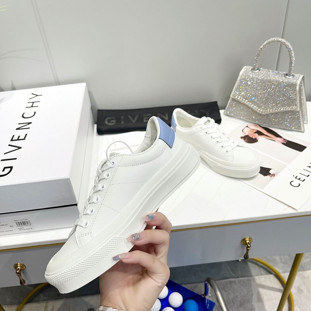 GVC Sneakers