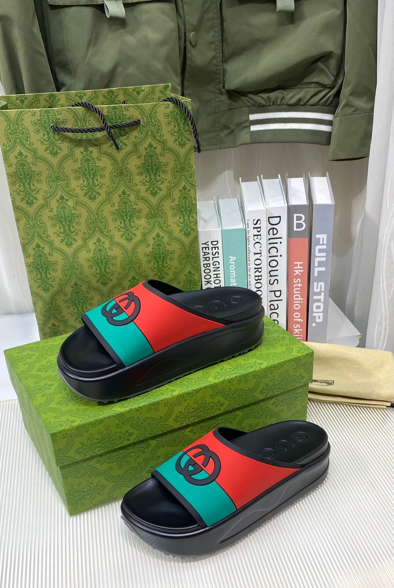 GG Rubber Platform Slides