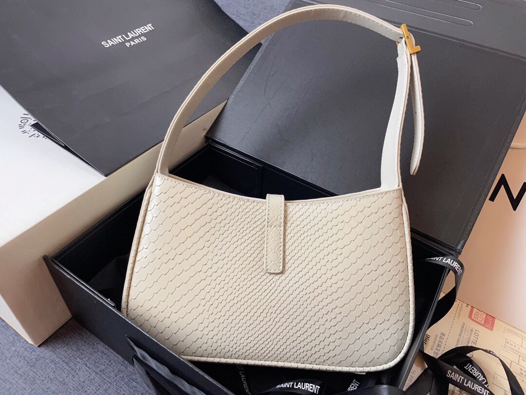 YSL Hobo Le 5a7