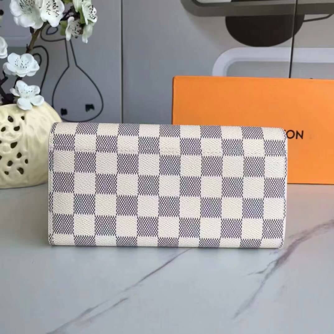 LOUIV Sarah Wallet
