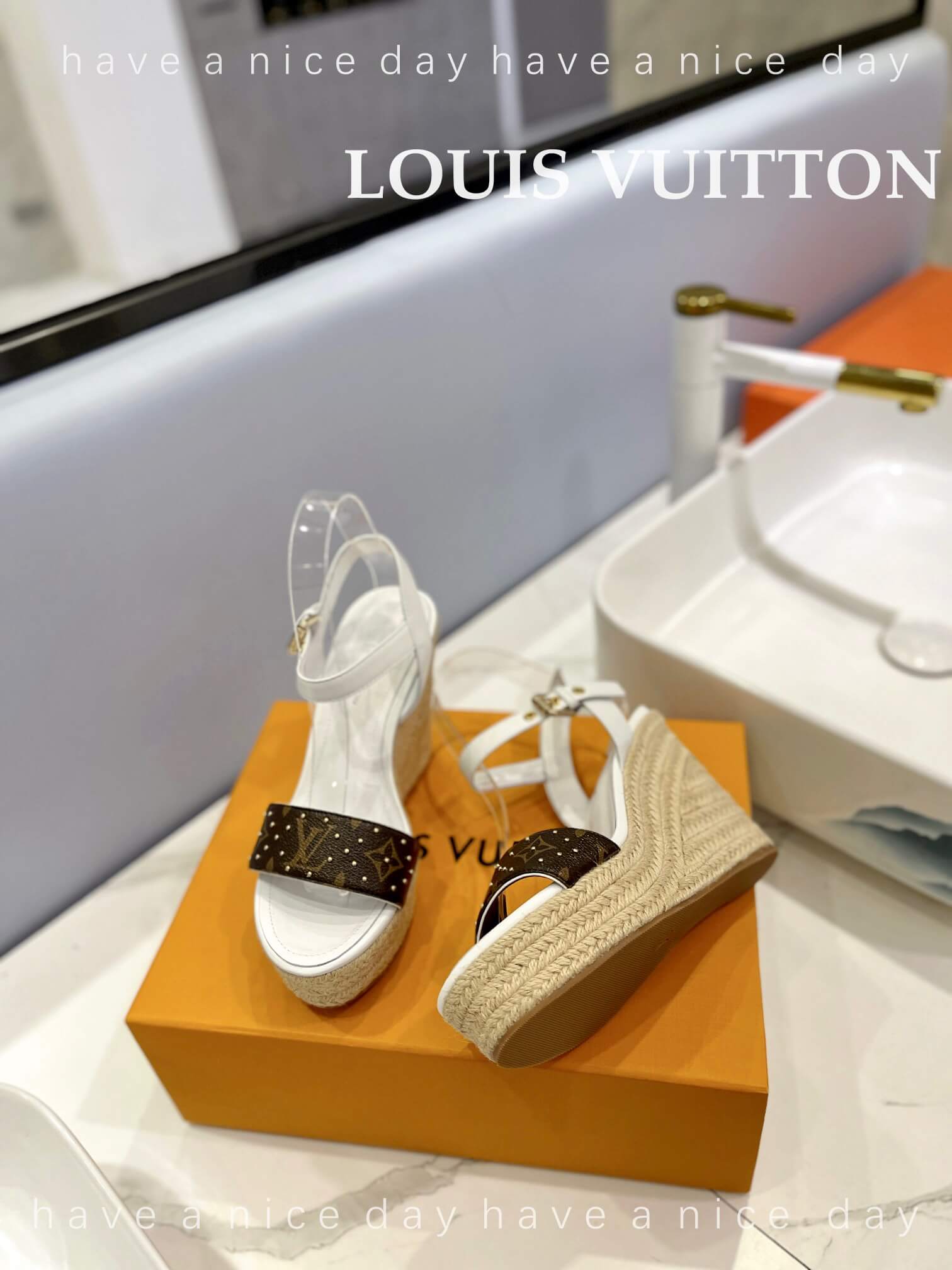 LOUIV Wedges