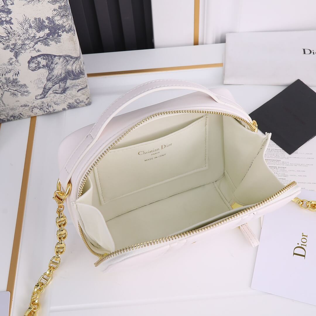 CD Caro Vanity