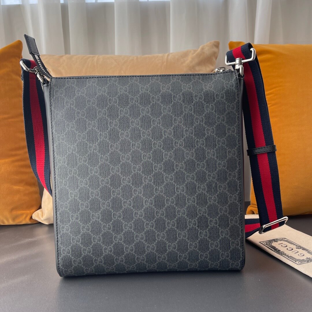 GG Medium Messenger Bag