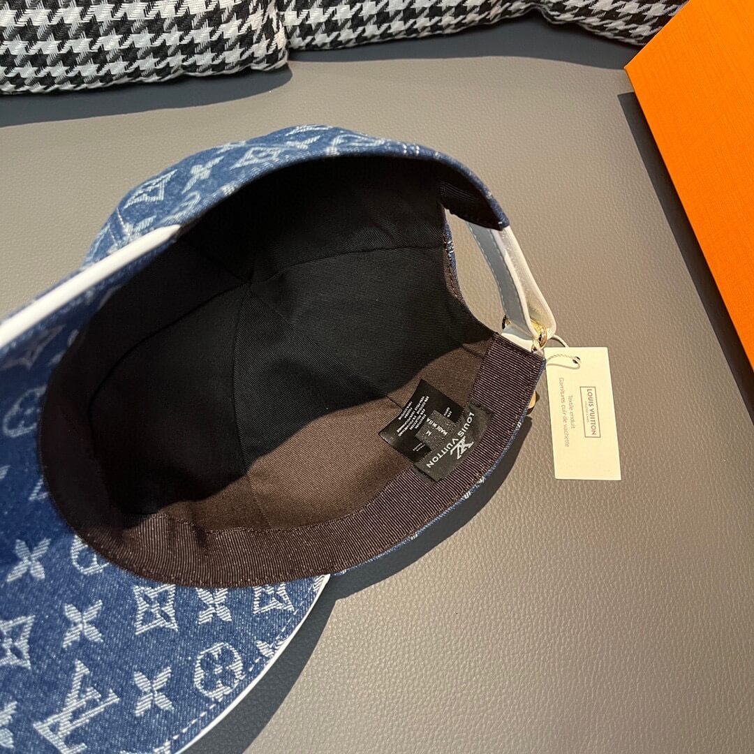 LOUIV Cap