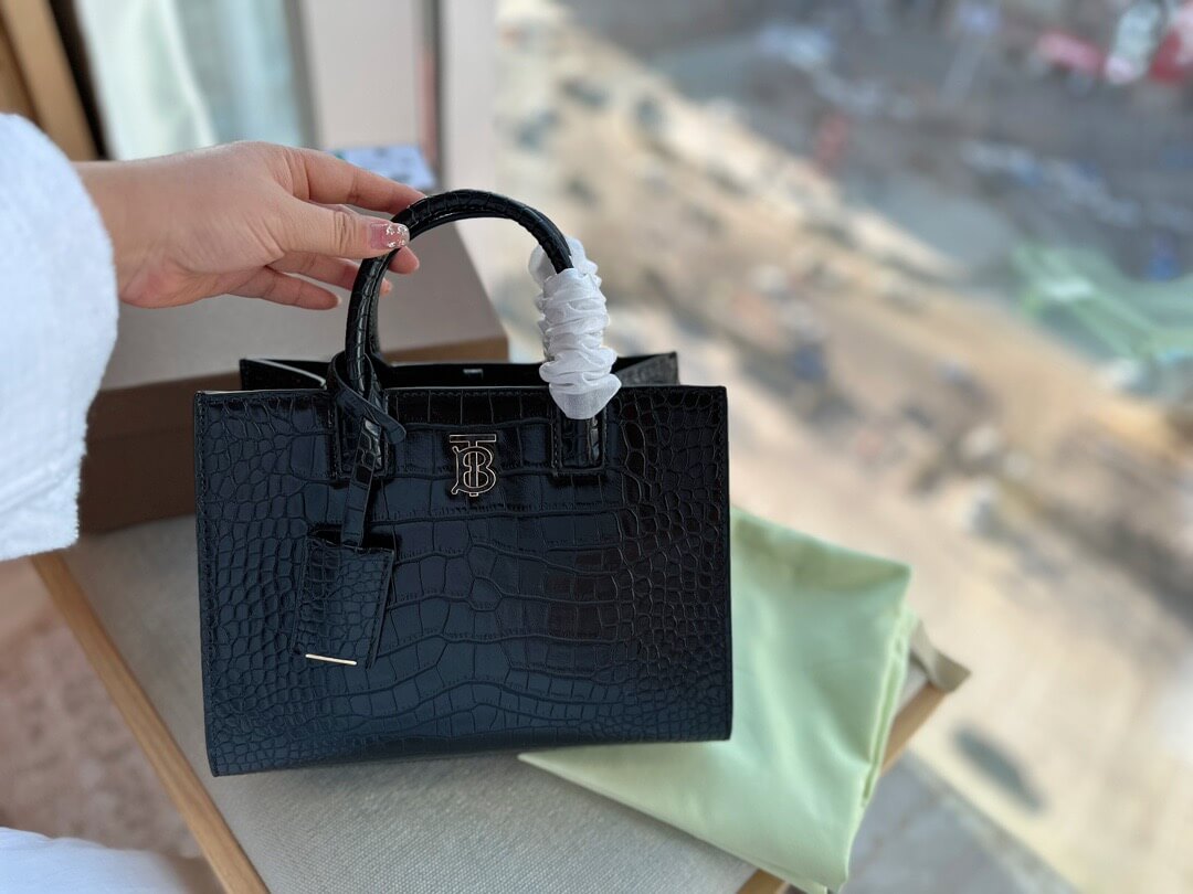 BBR Tote