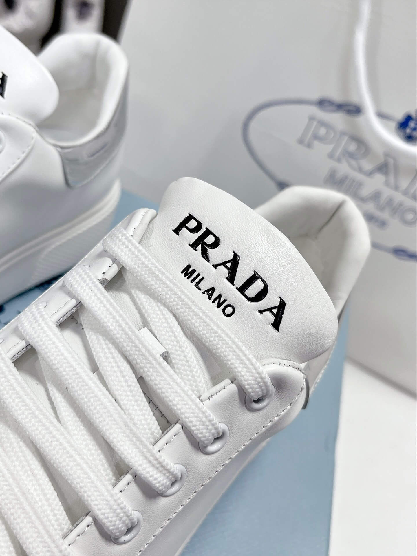 PR Sneakers