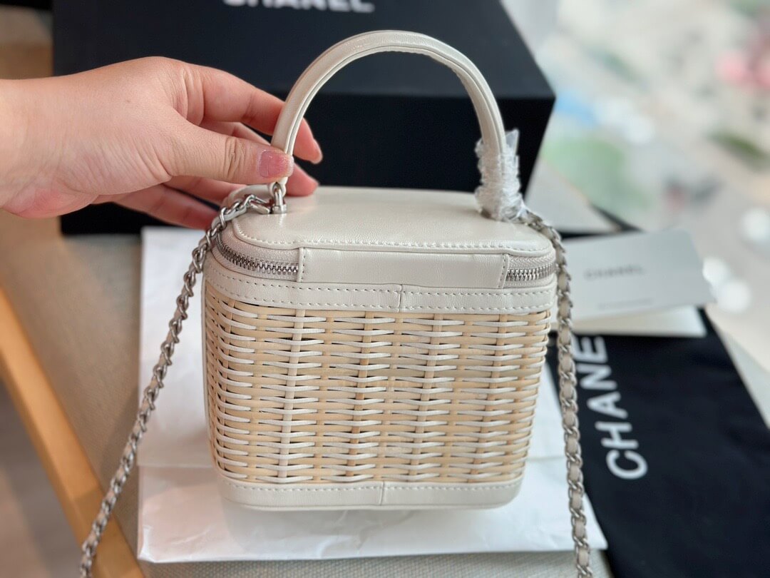 CC Vanity