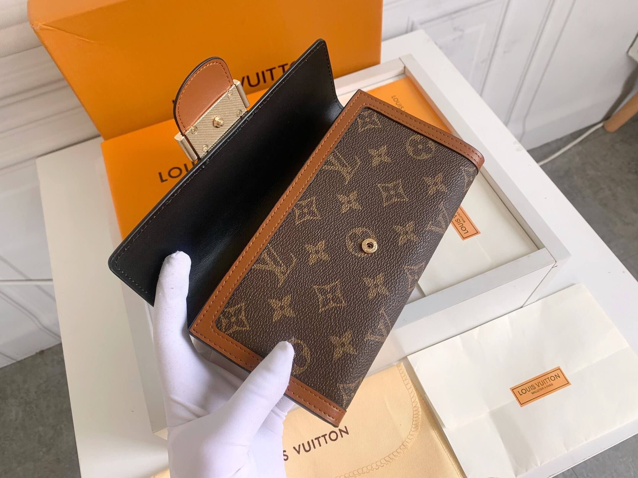 LOUIV Dauphine Wallet