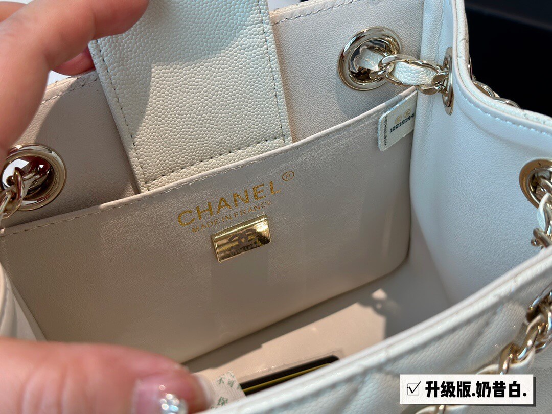 CC Hobo Tote