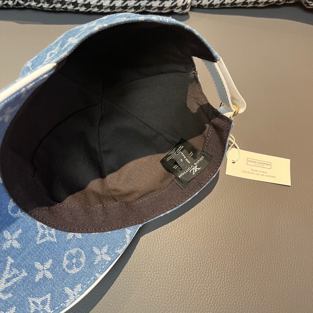 LOUIV Cap