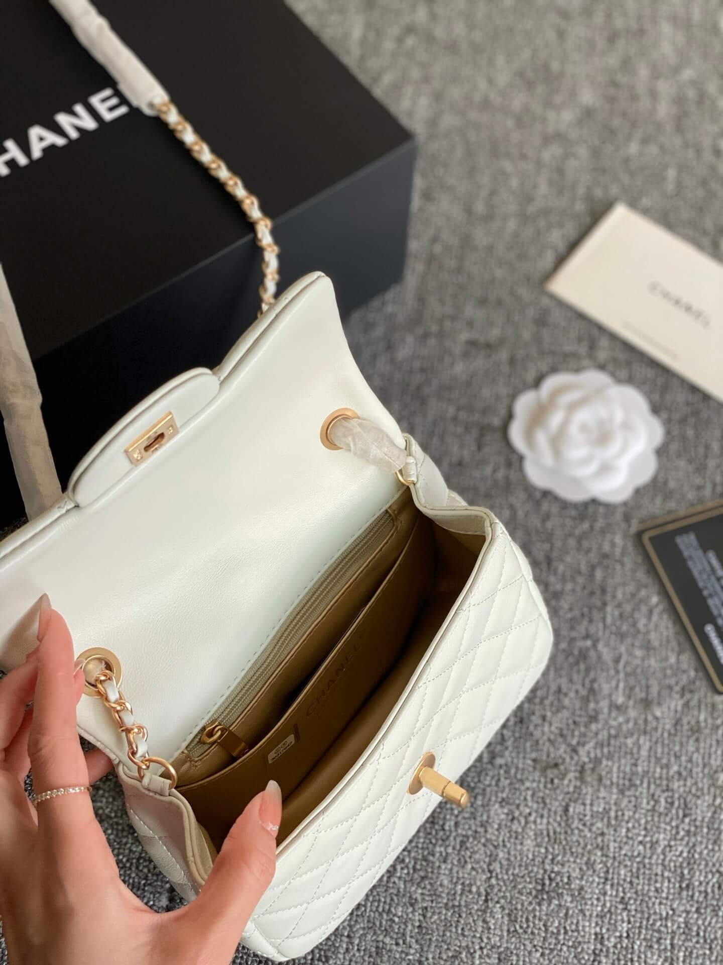 CC Flap Mini Square Ball