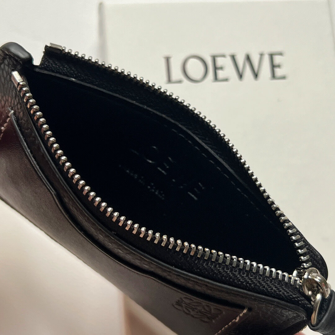 LOEW Card Holder