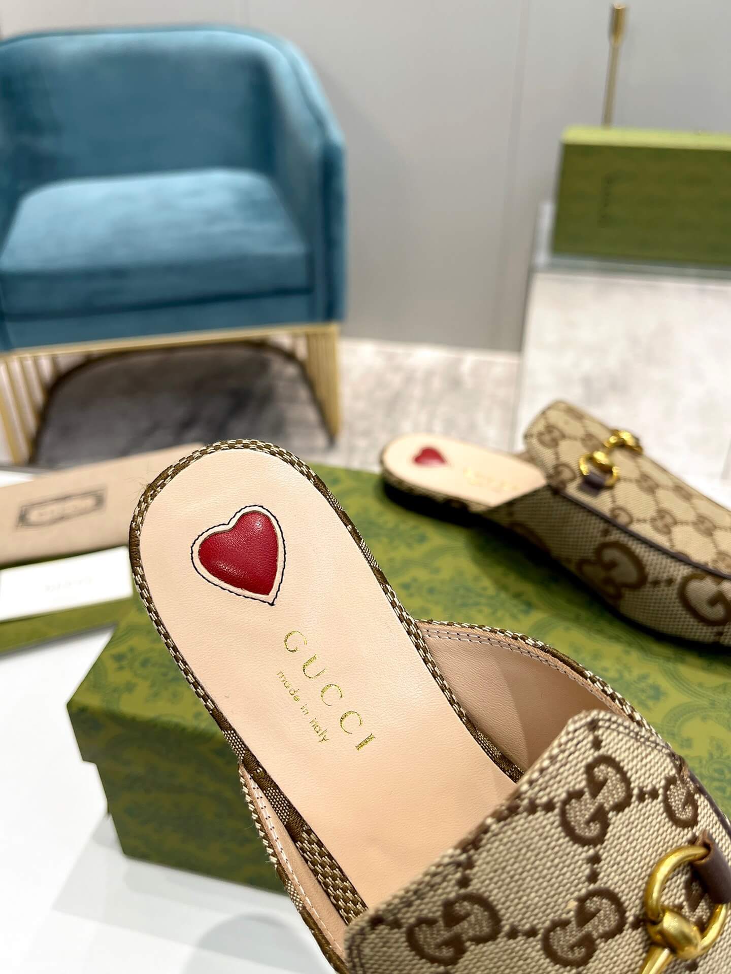 GG Slippers