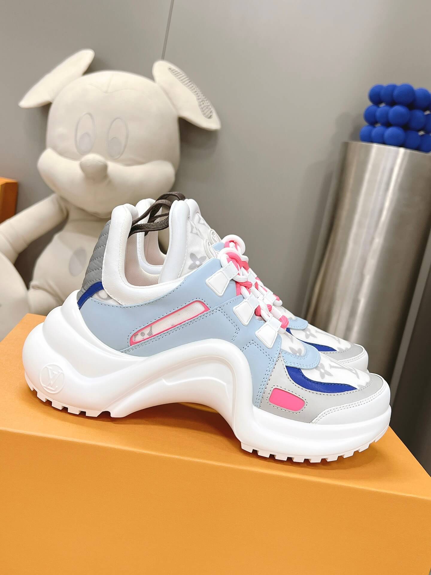 LOUIV Archlight Sneakers