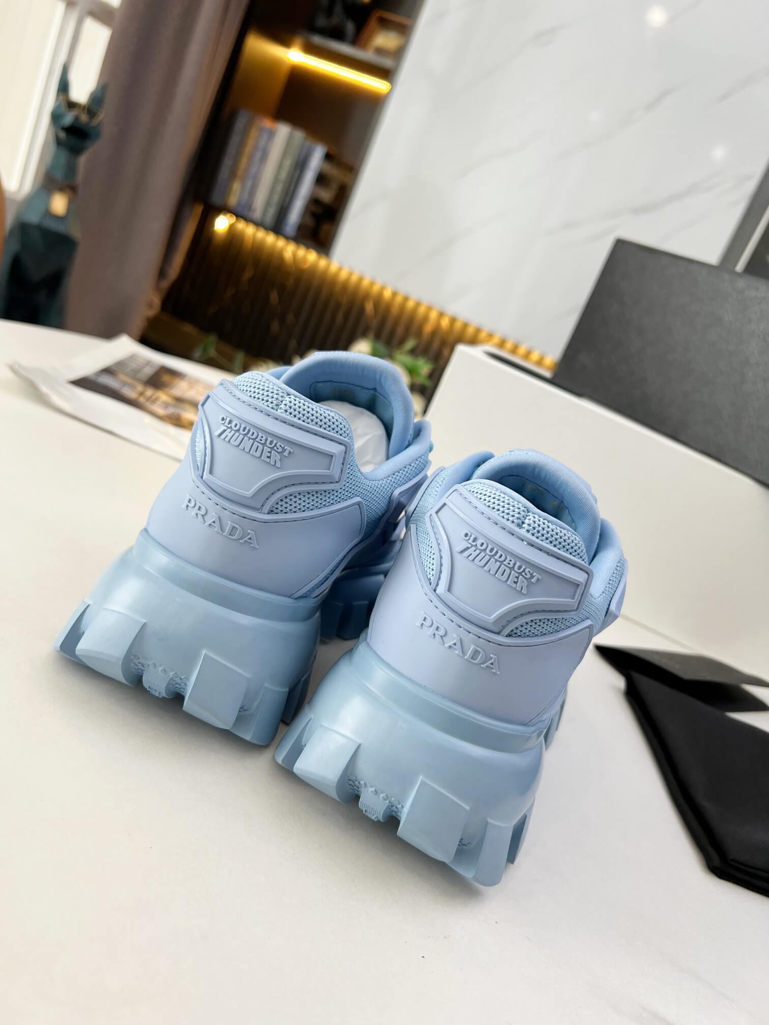 PR Sneakers
