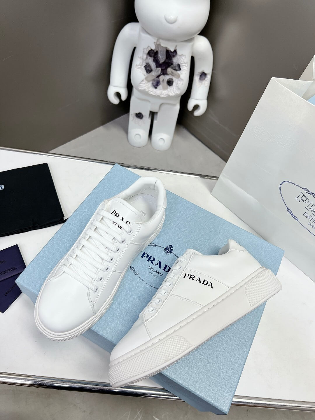 PR Sneakers