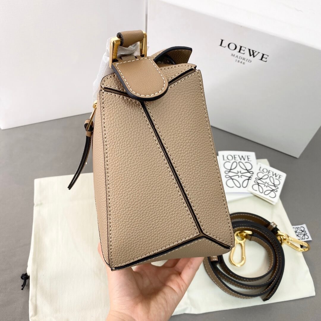 LOEW Puzzle Small 24