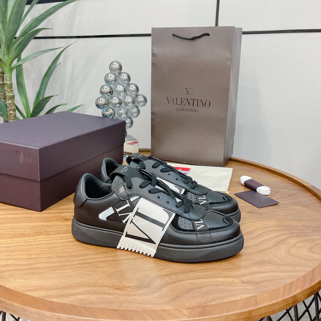 VALEN Sneakers