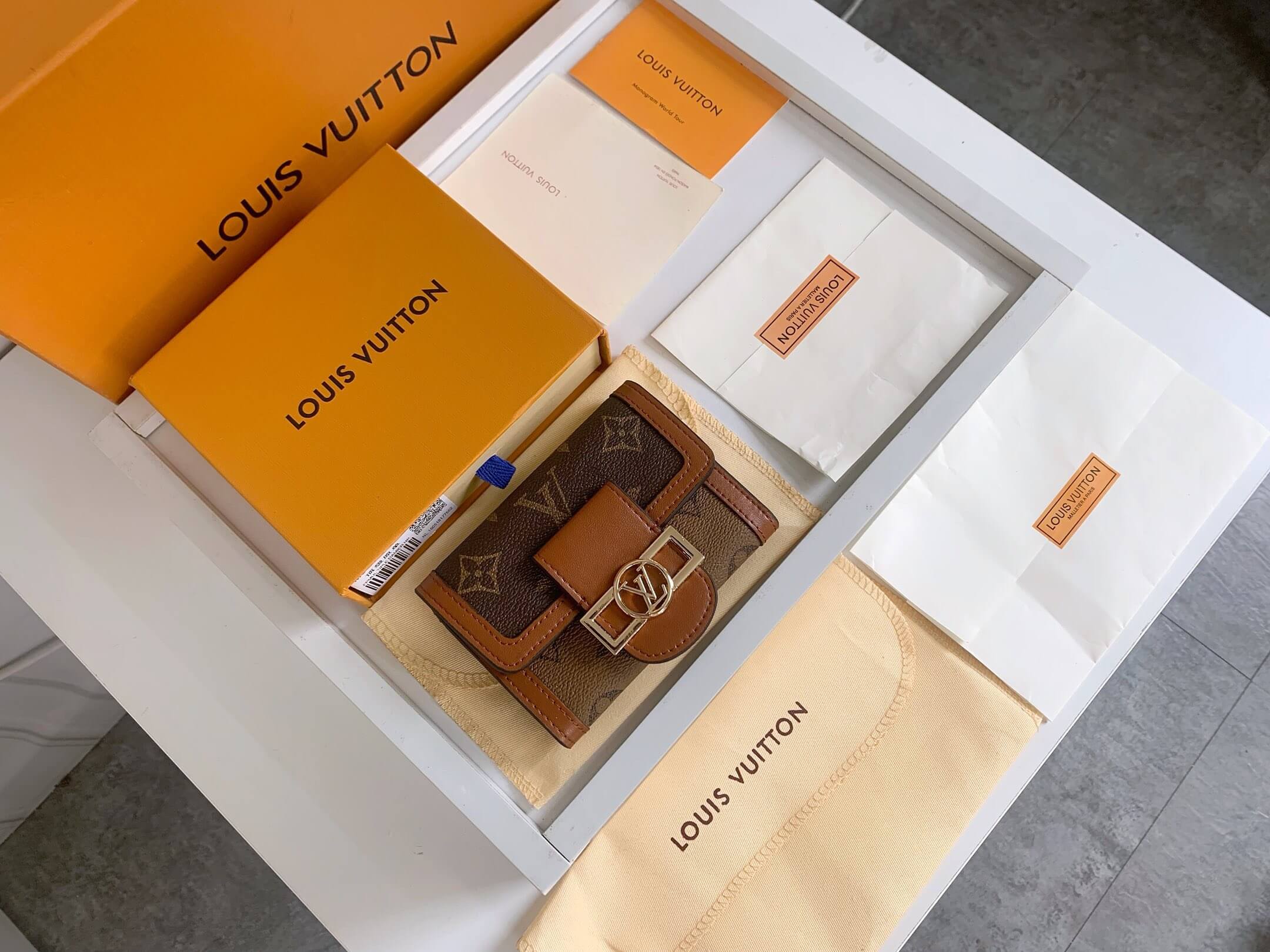 LOUIV Dauphine Wallet