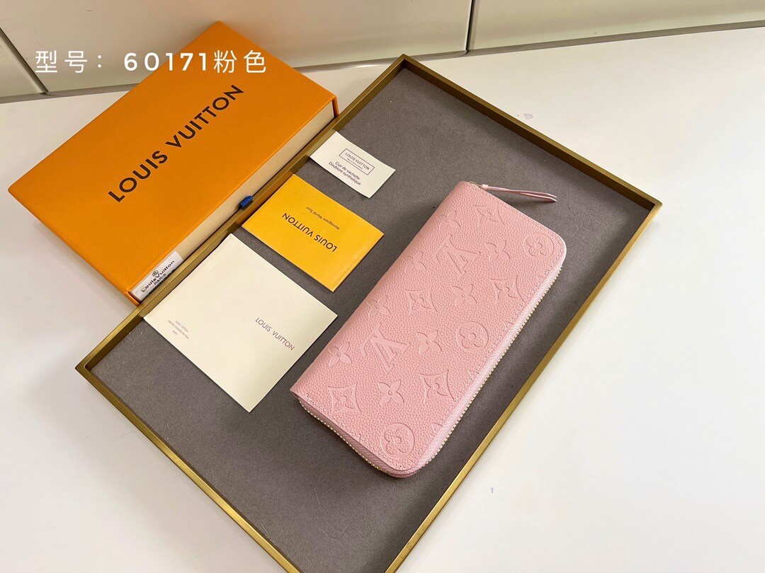 LOUIV Zippy Clemence Wallet