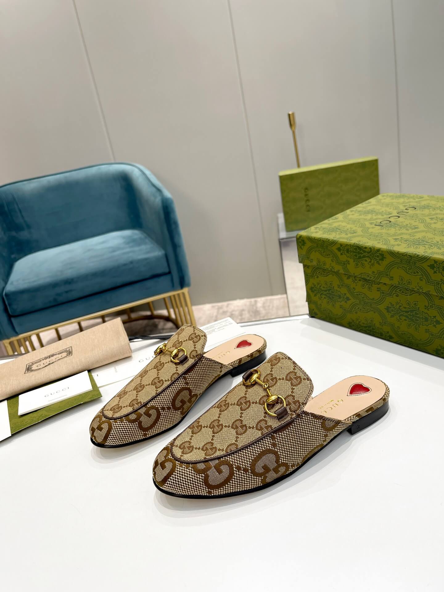 GG Slippers