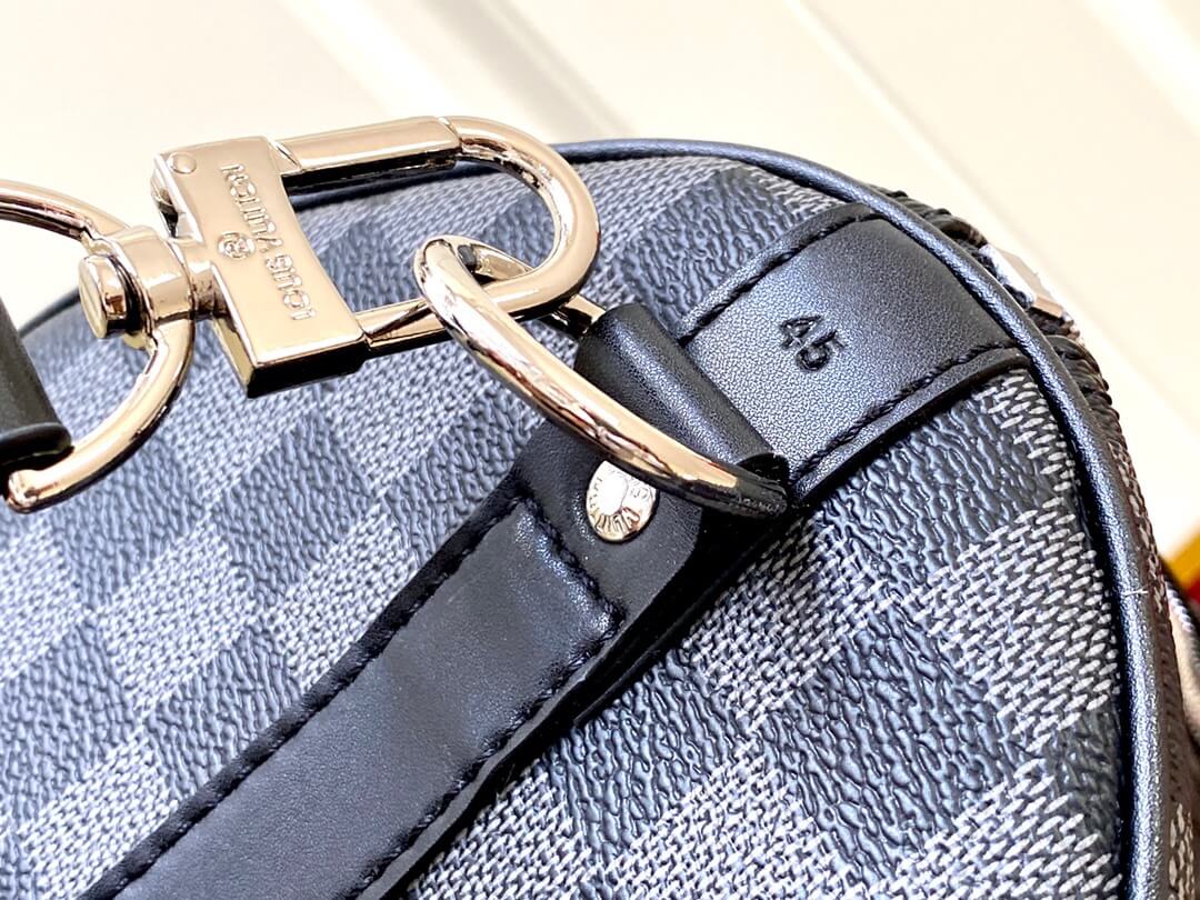 LOUIV Keepall 45
