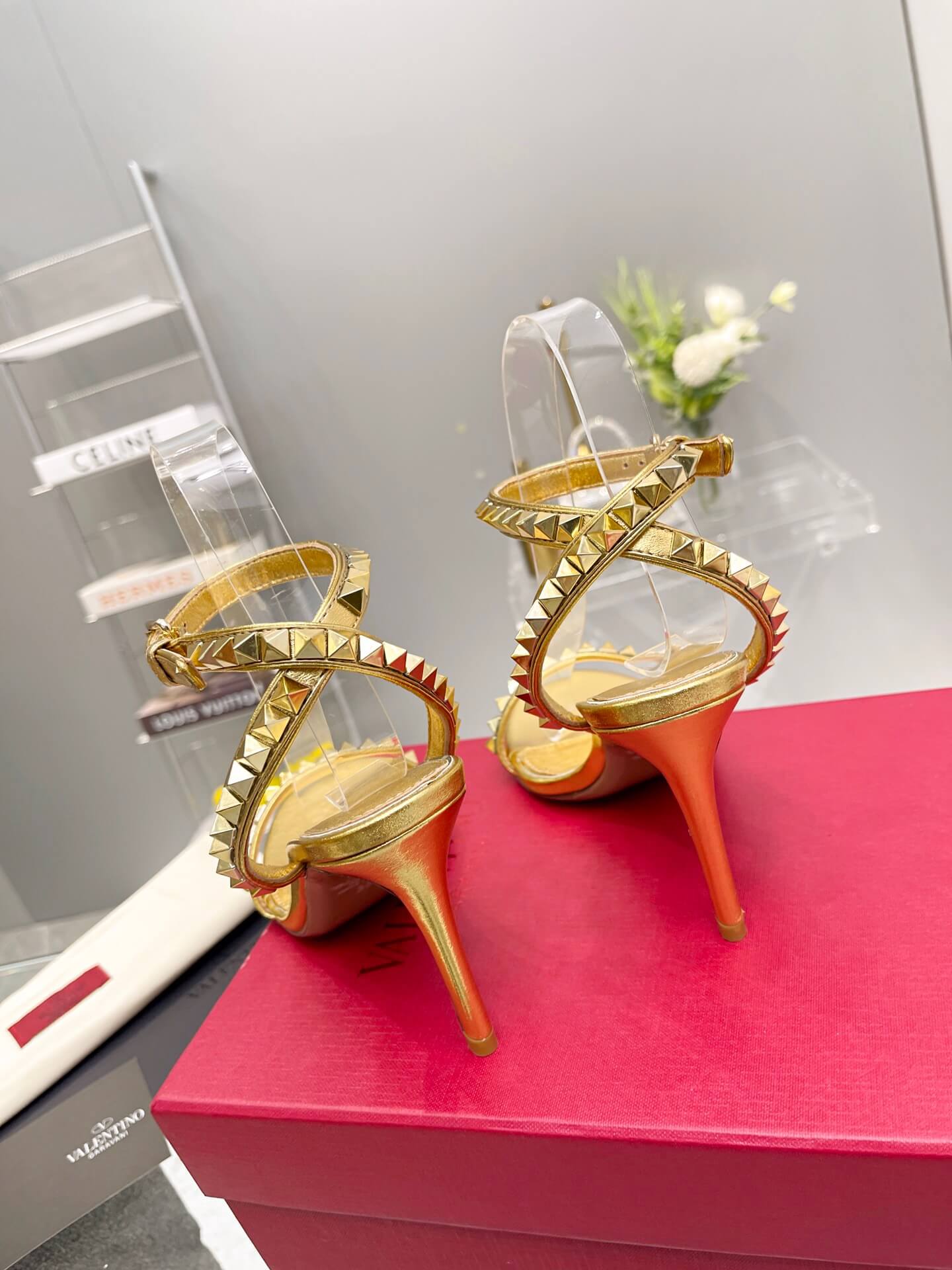 VALEN Heels
