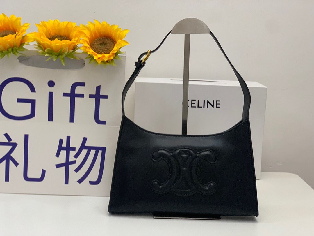 CEL Cuir Triomphe