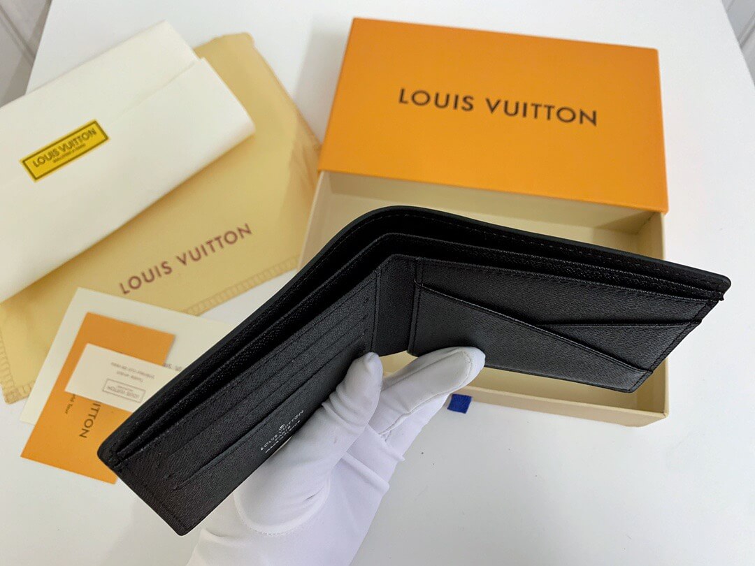 LOUIV Multiple Wallet