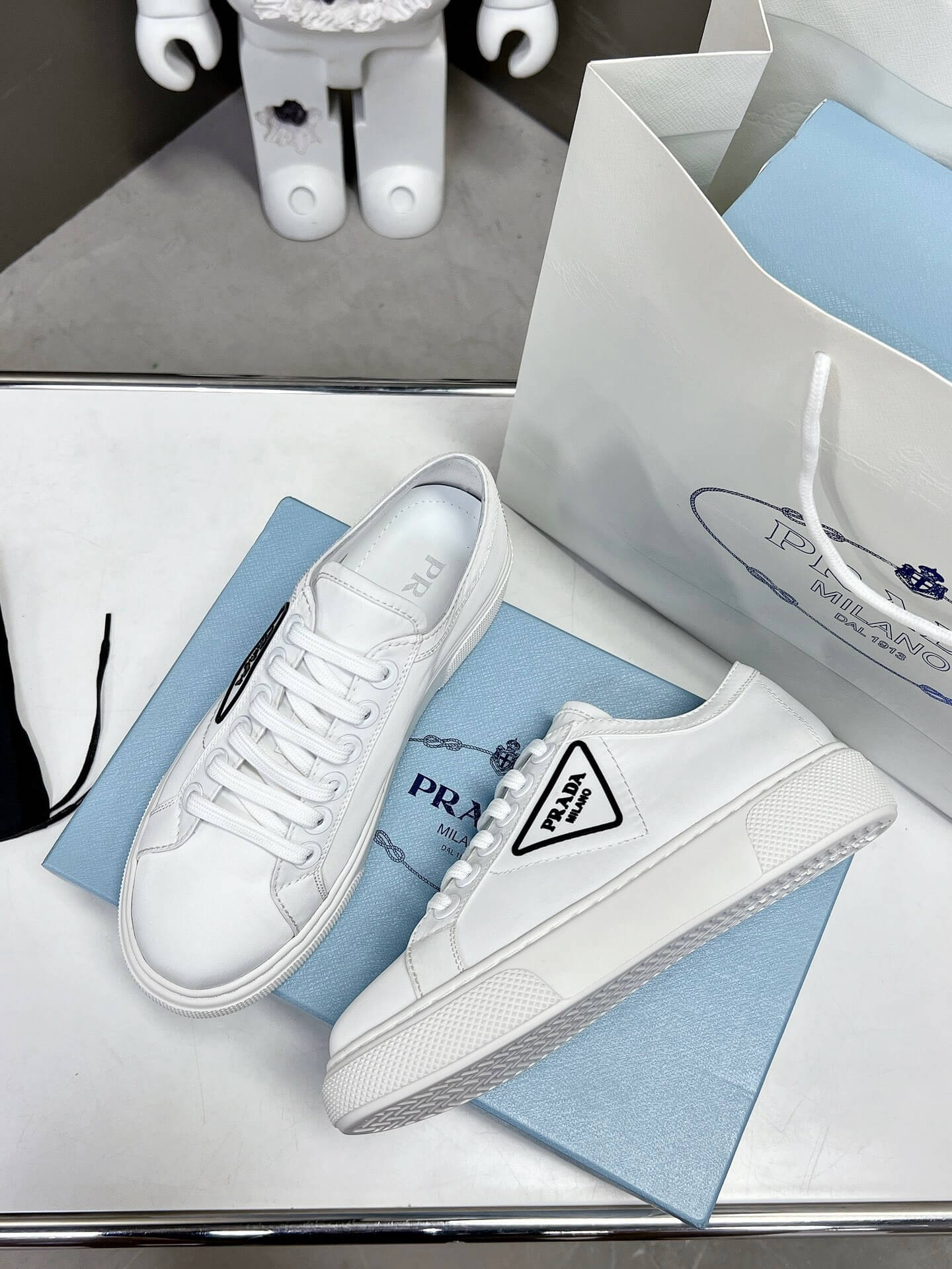 PR Sneakers
