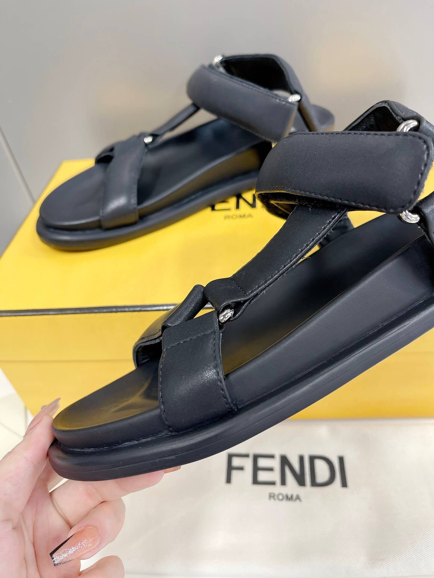 FD Sandals