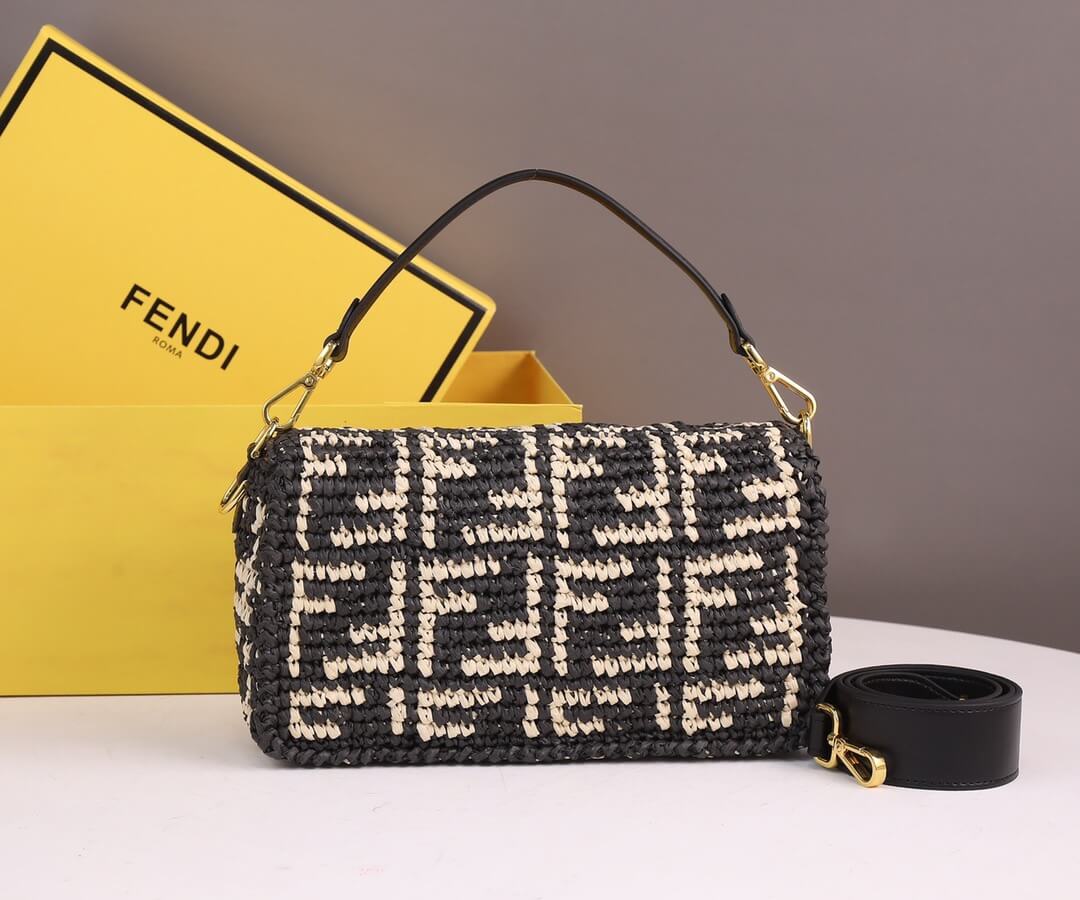 FD Baguette Raffia