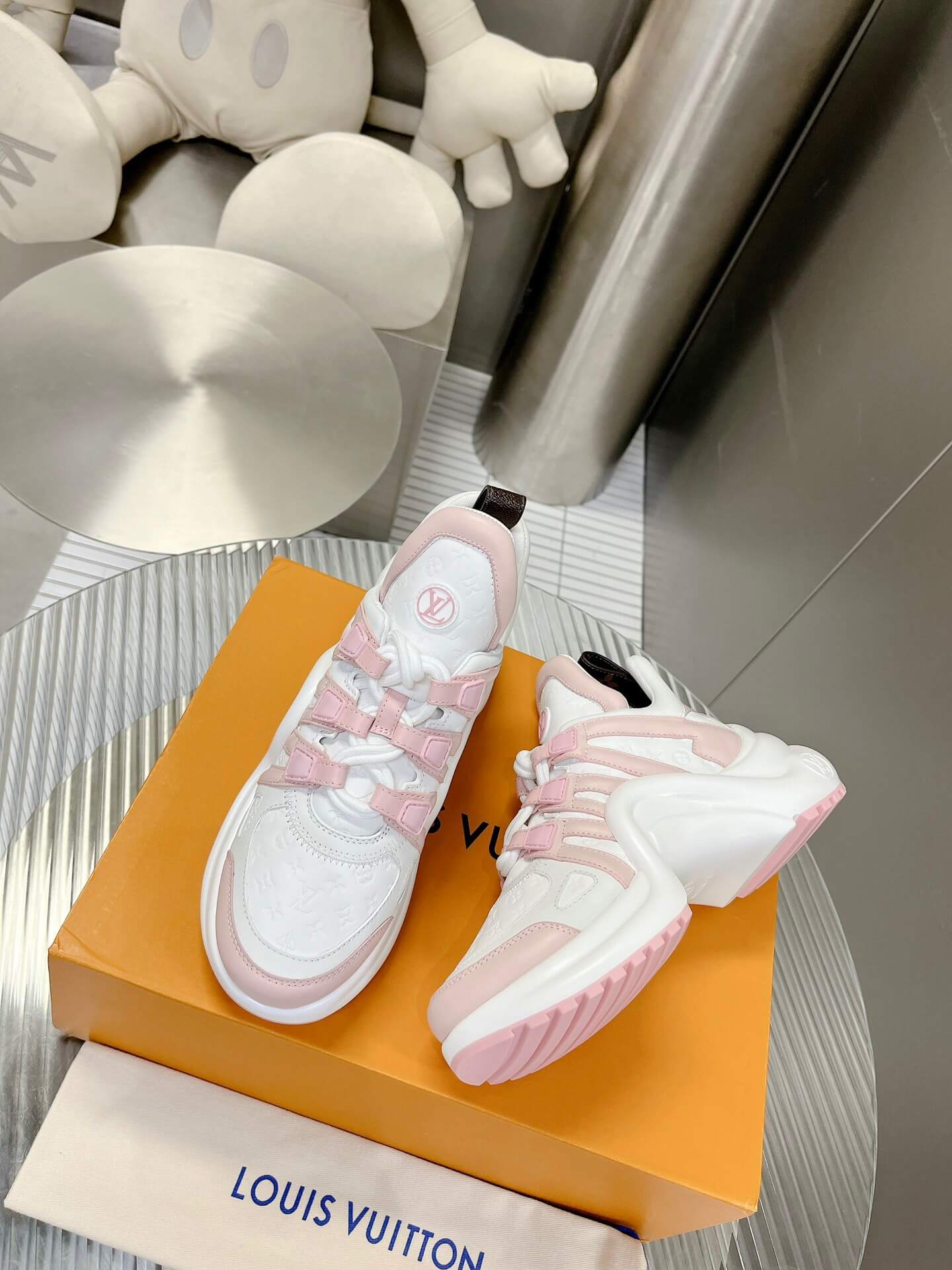 LOUIV Archlight Sneakers