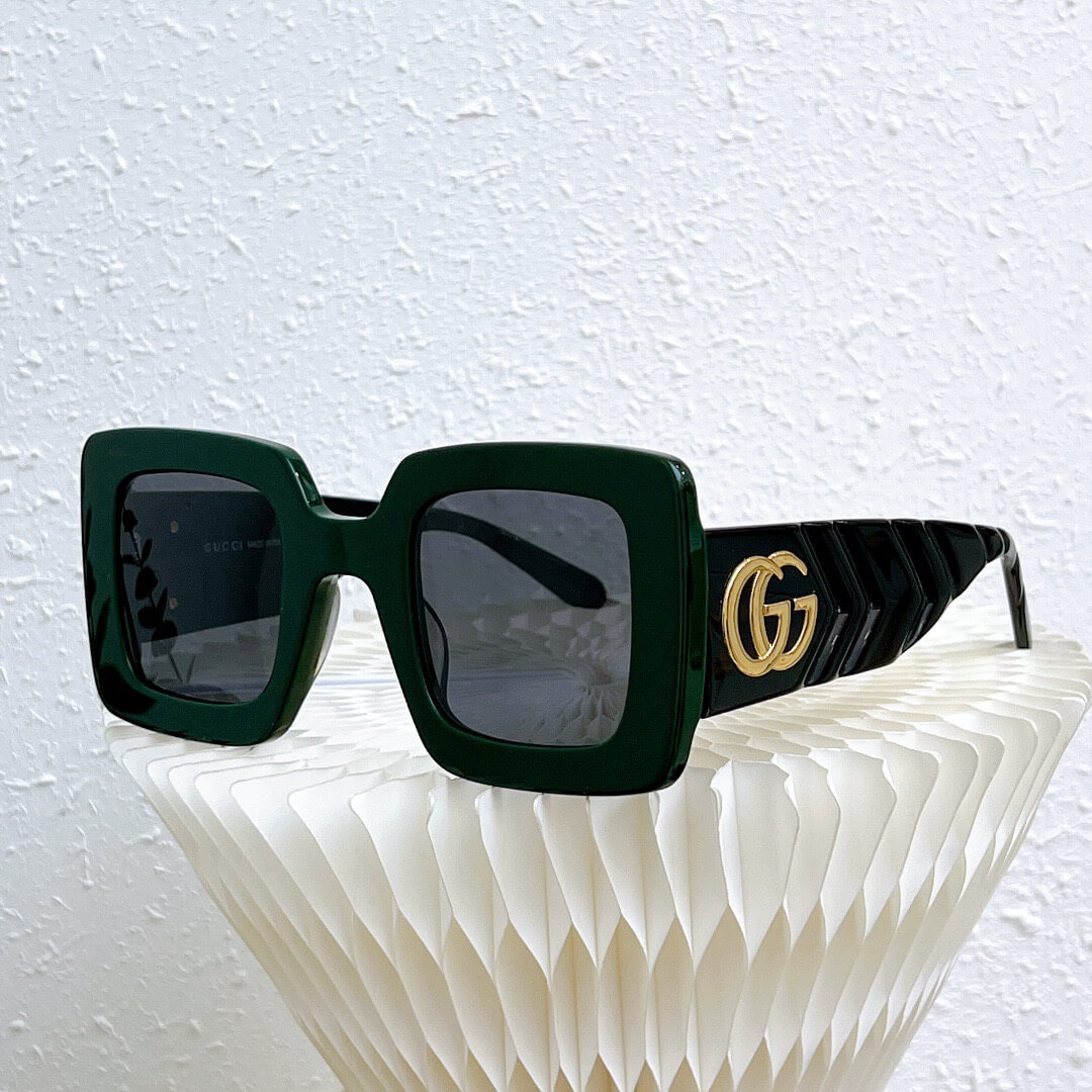 GG Sunglasses 0899