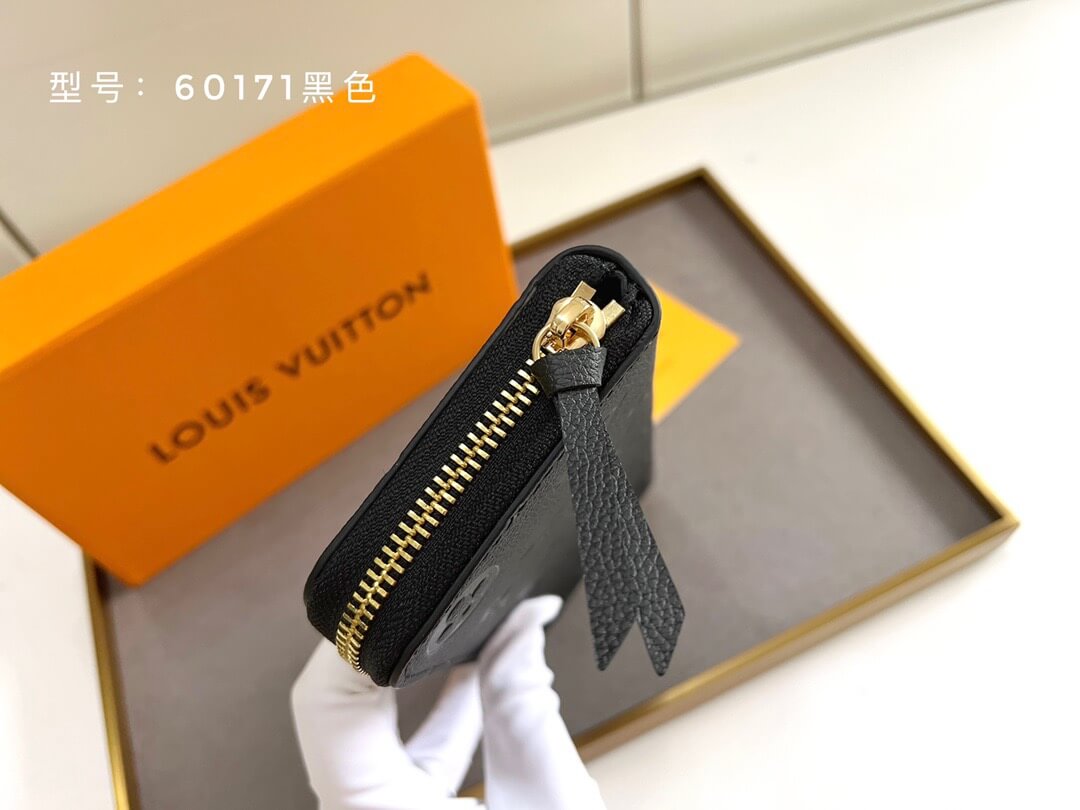 LOUIV Zippy Clemence Wallet