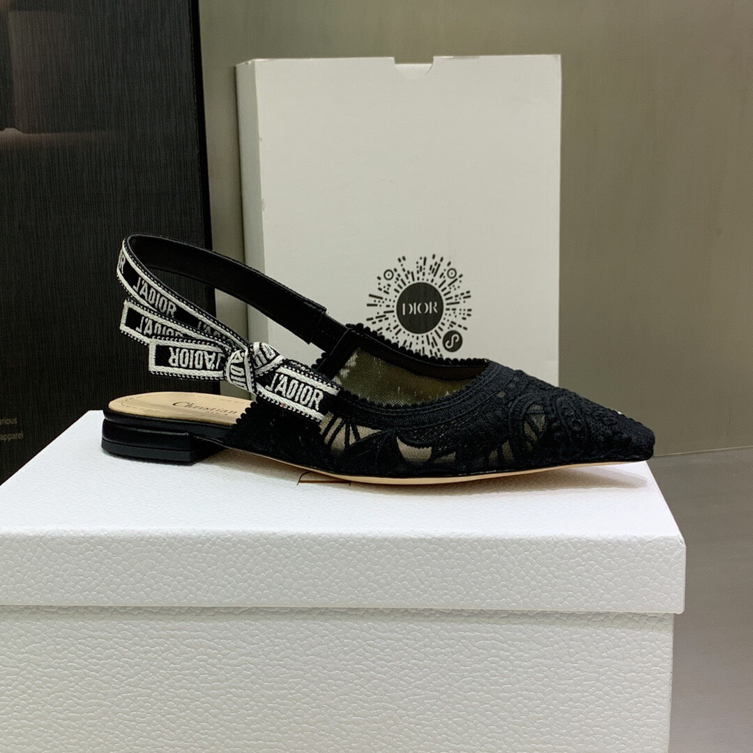 JaCD  Flats Macrame