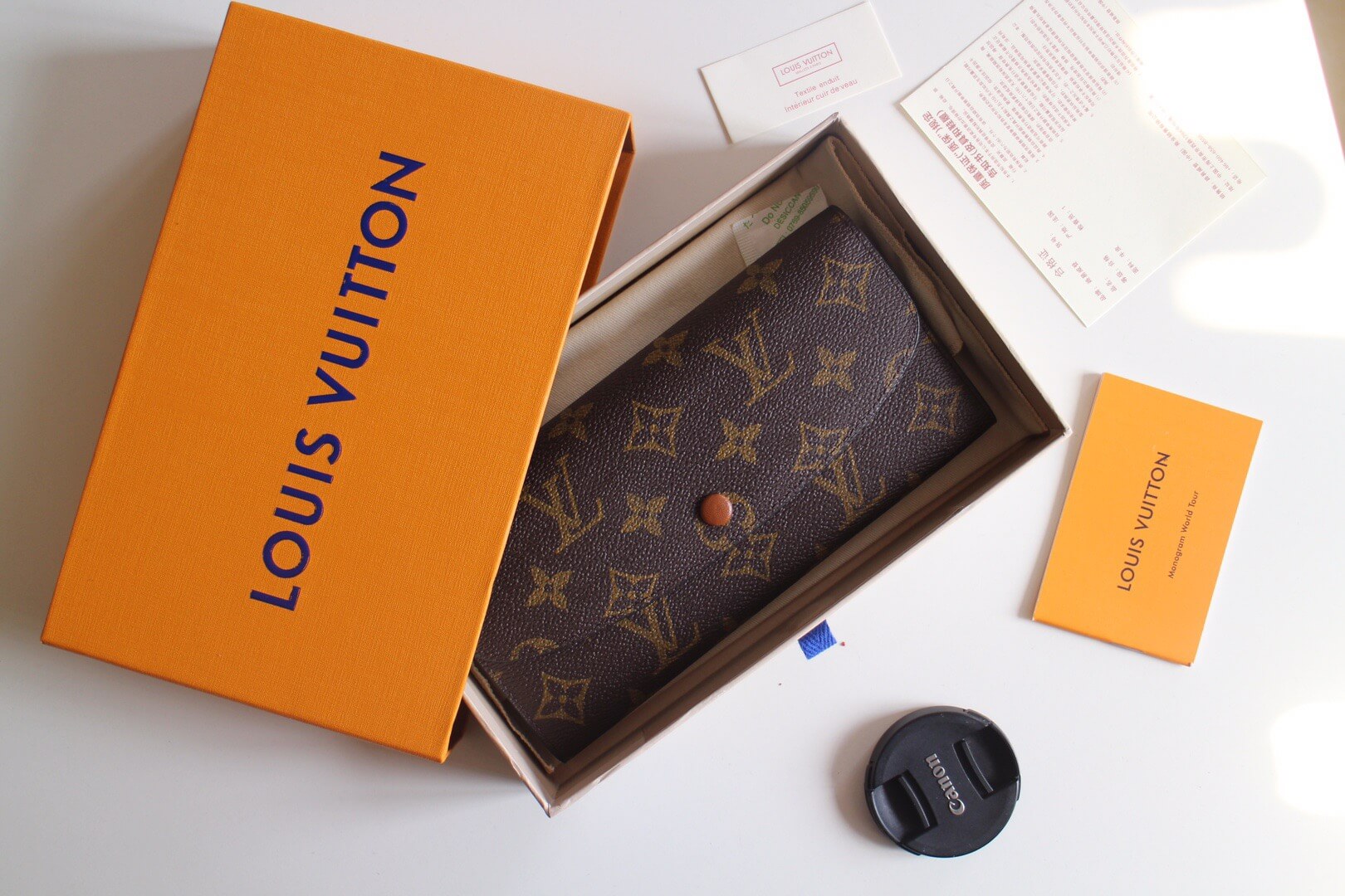 LOUIV Emilie Wallet