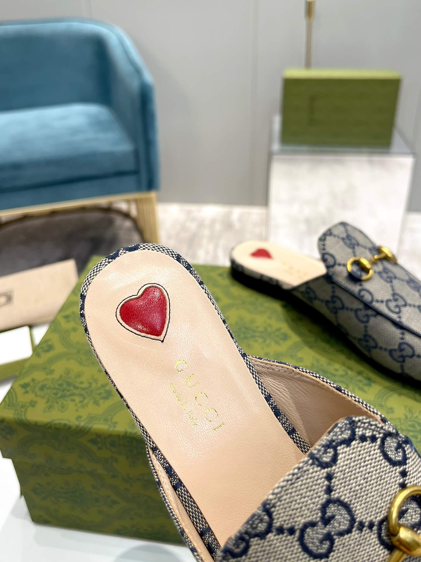 GG Slippers