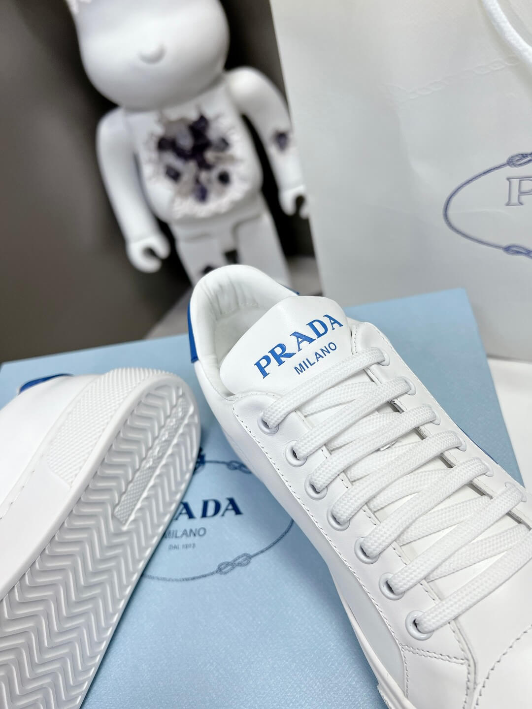 PR Sneakers