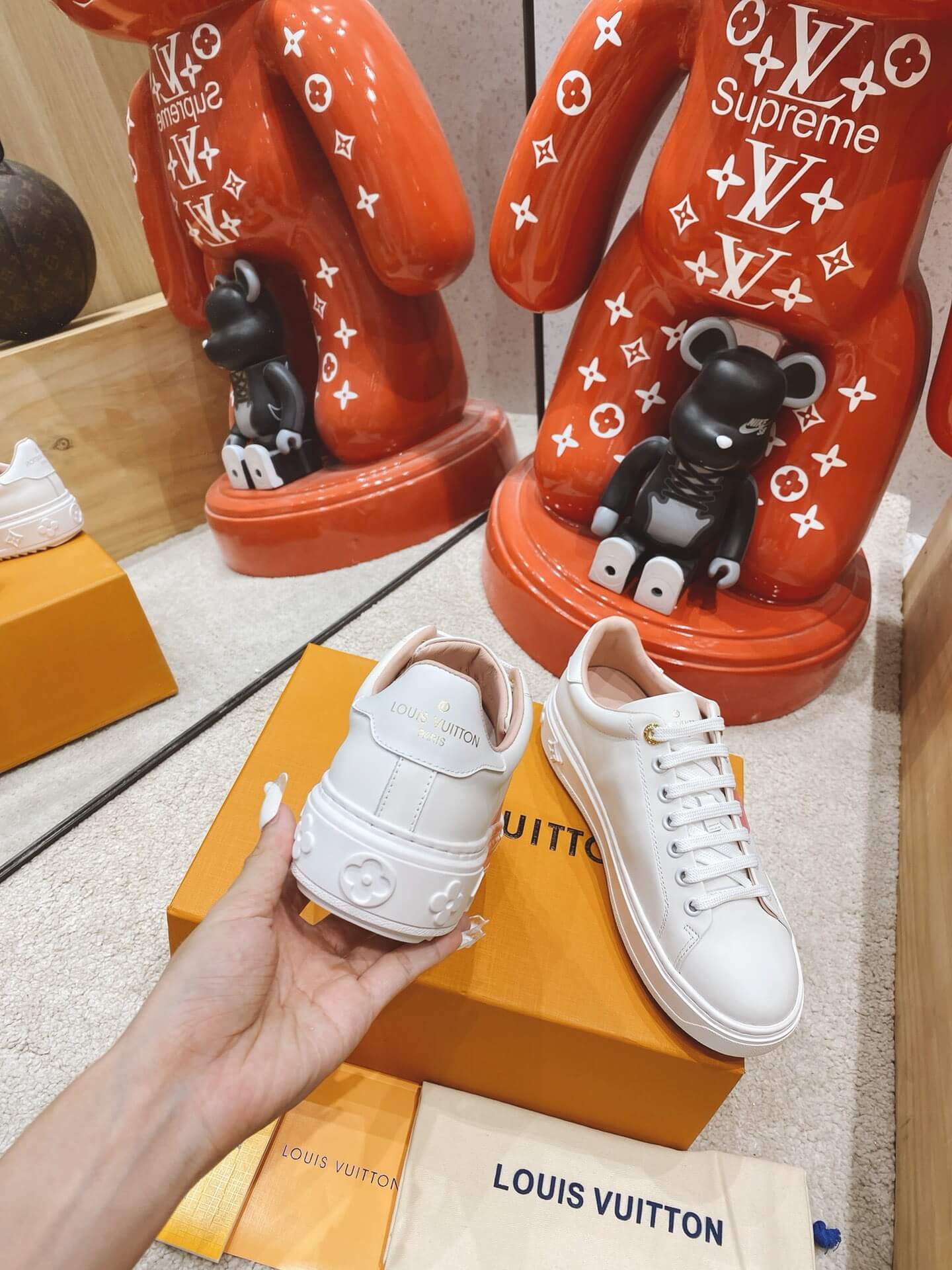 LOUIV Sneakers