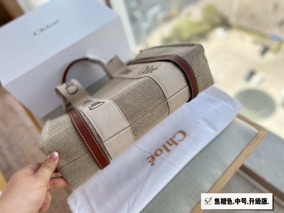 Chloe Woody Tote Medium