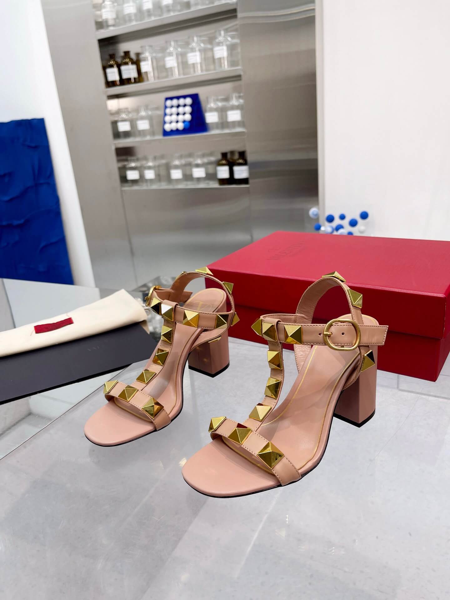VALEN Chunky Studs Heels