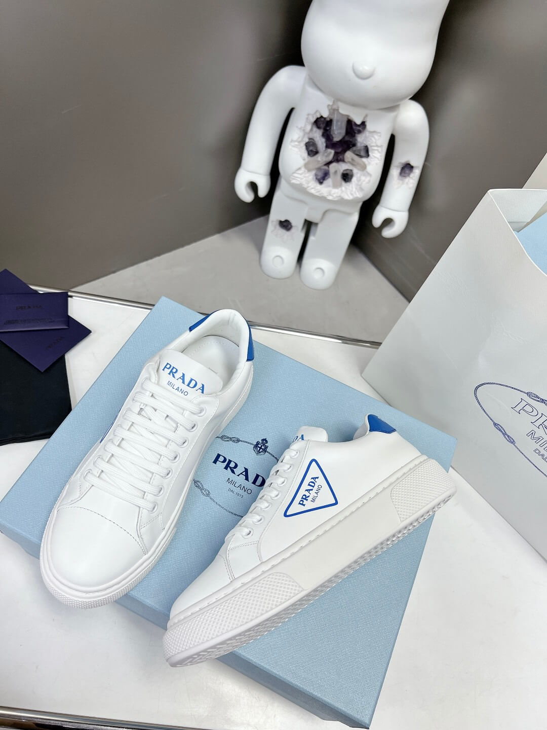 PR Sneakers