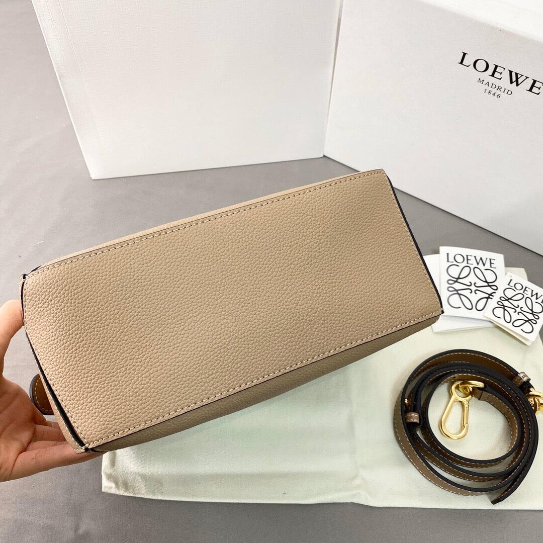 LOEW Puzzle Small 24