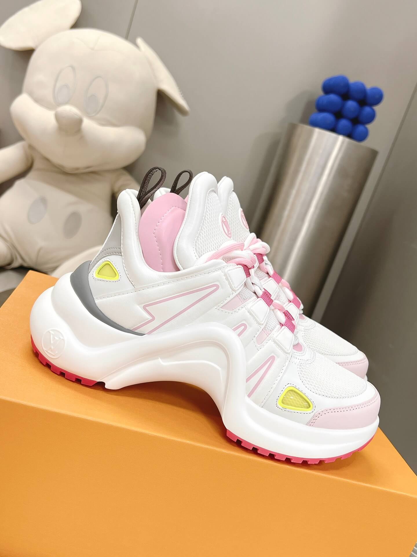 LOUIV Archlight Sneakers