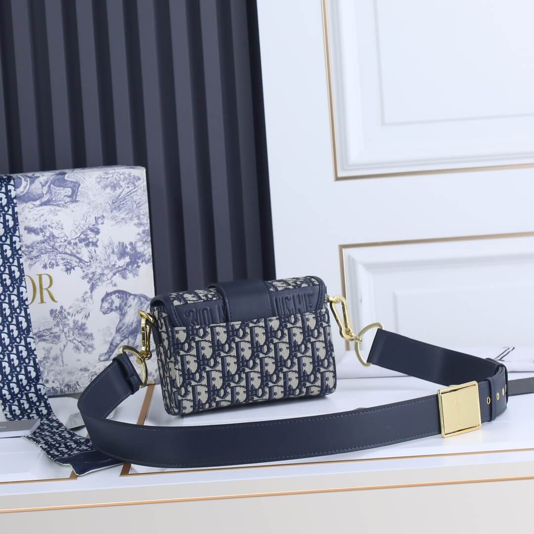 CD Montaigne Mini