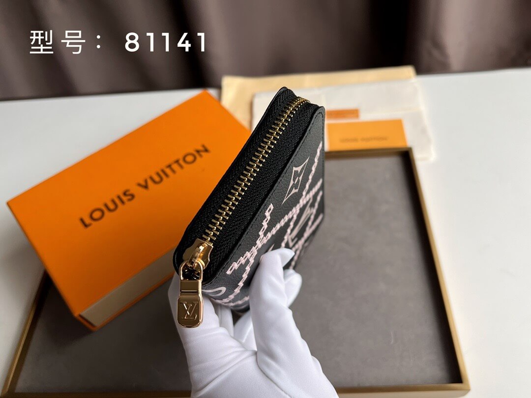 LOUIV Zippy Vernis Wallet